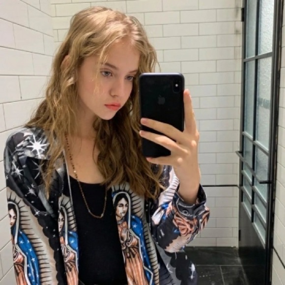 elenahughes542